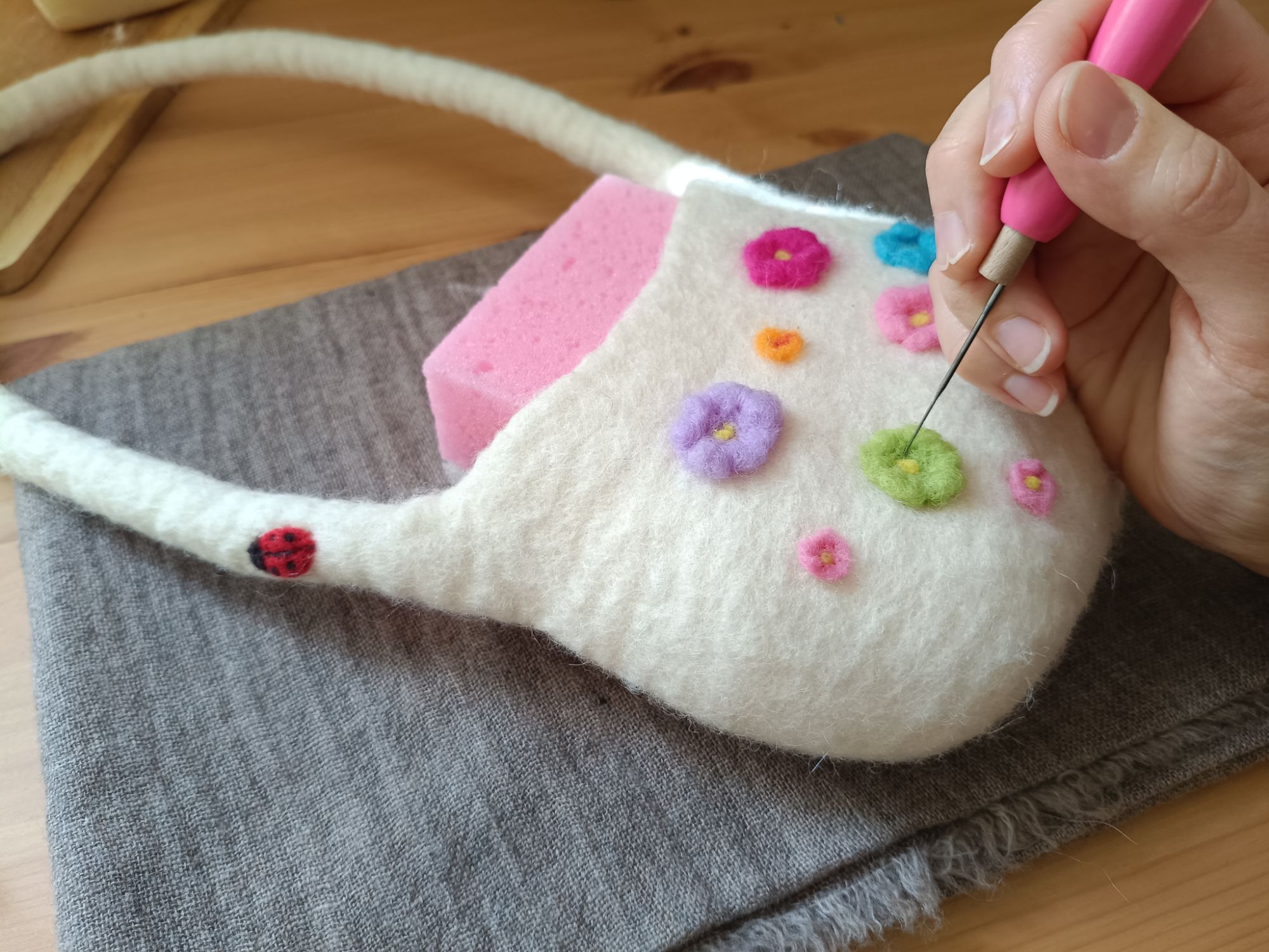 DIY Felt Flowers & a Ladybug
